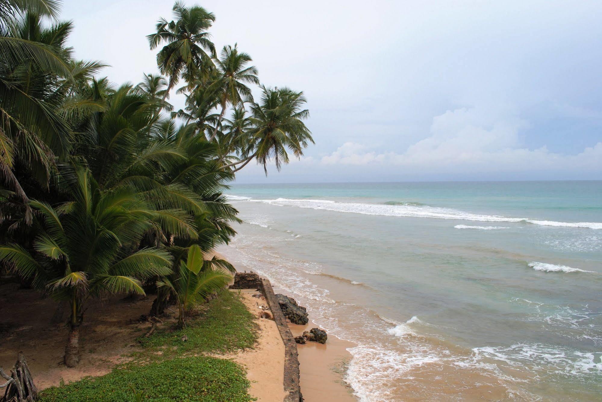 Ocean Reef Hotel Hikkaduwa Exterior foto